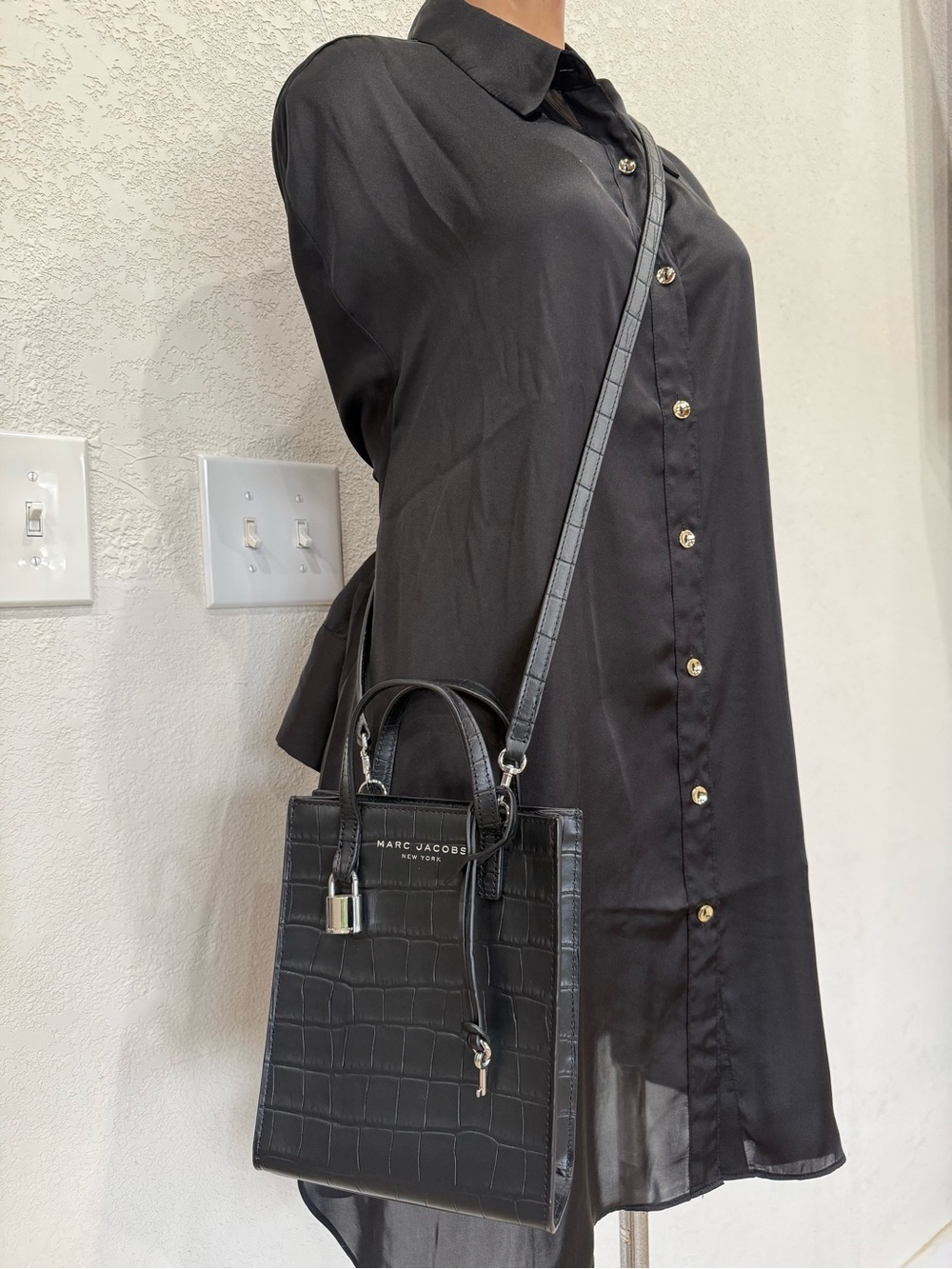 Marc Jacobs Black Croc-Embossed Mini Crossbody Tote